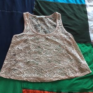 Lace cropped tanktop